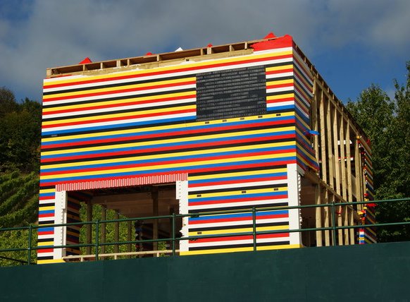 Casa din cărămizi Lego